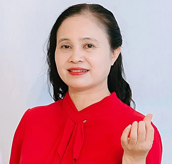 Review chị Lã Phương Loan