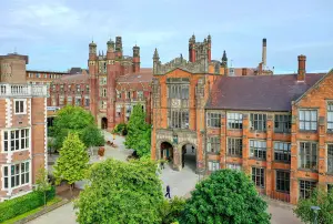 Newcastle University tọa lạc ngay tại trung tâm thành phố vùng Đông Bắc nước Anh