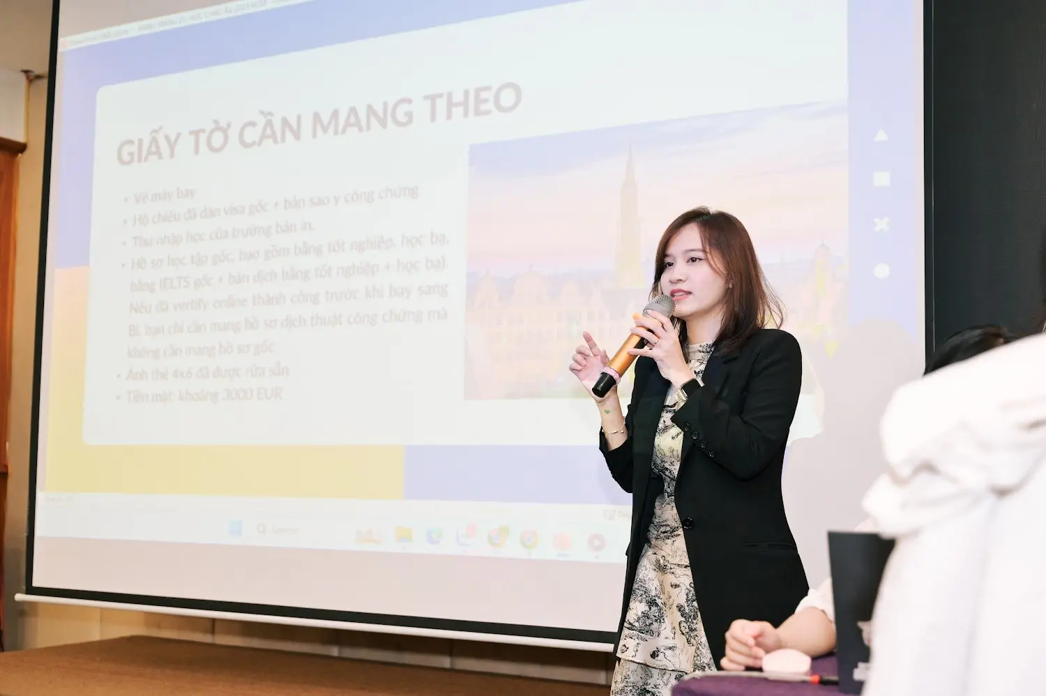 Du học HISA 43
